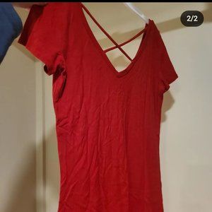 Super cute ribbed T!